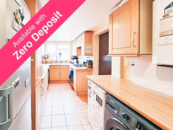 3 Bedroom Property To Rent In Gordon Road, Gillingham, ME7