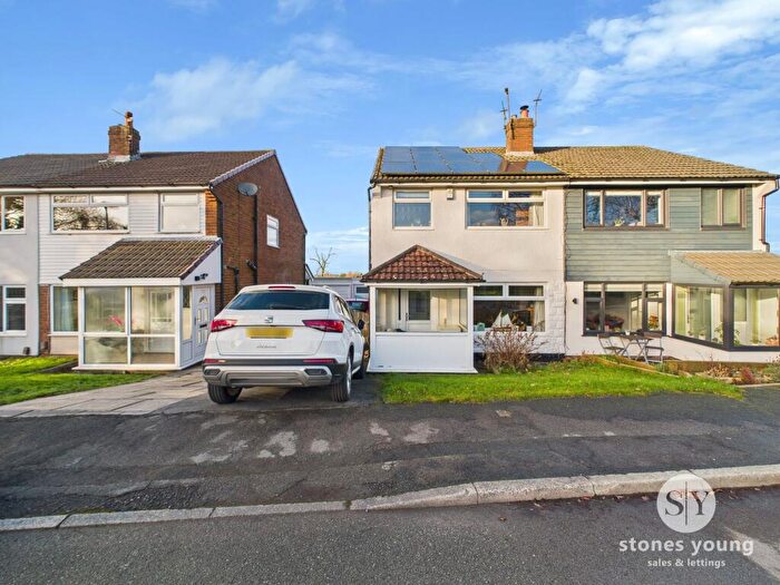 4 Bedroom Semi-Detached House For Sale In Horden View, Blackburn, BB2