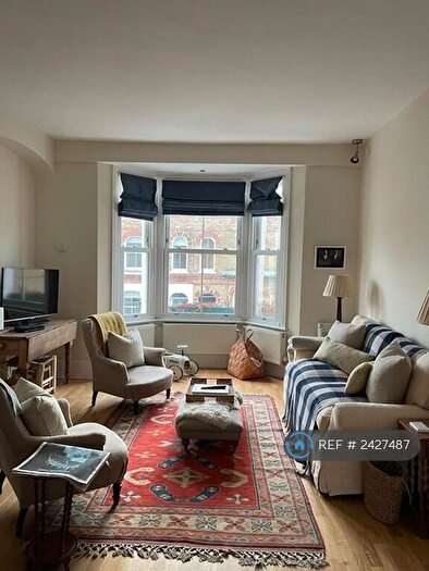 2 Bedroom Flat To Rent In Shakespeare Road, London, SE24