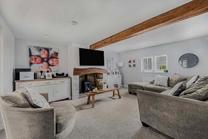 5 Bedroom Detached House For Sale In Bluebell Cottage, Caxton End, Eltisley, PE19