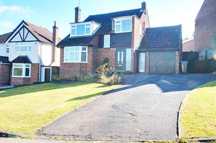 3 Bedroom Detached House To Rent In Hill Rise, Cuffley, EN6
