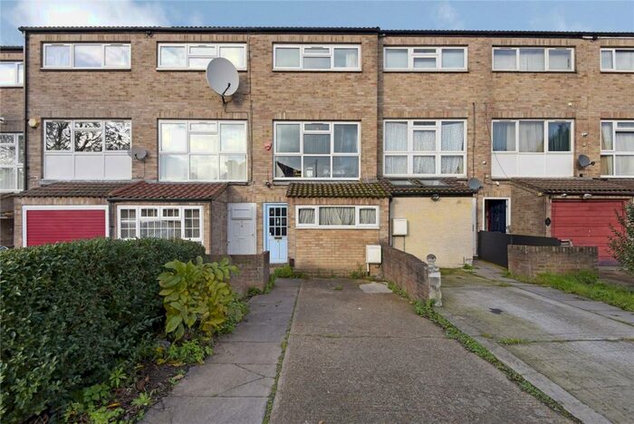3 Bedroom Terraced House To Rent In Stow Crescent, Walthamstow, London, E17