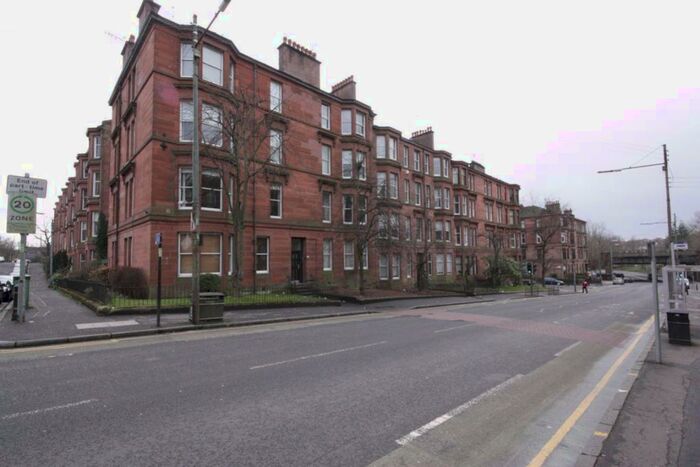 2 Bedroom Flat To Rent In Flat /, Clarence Drive, G12