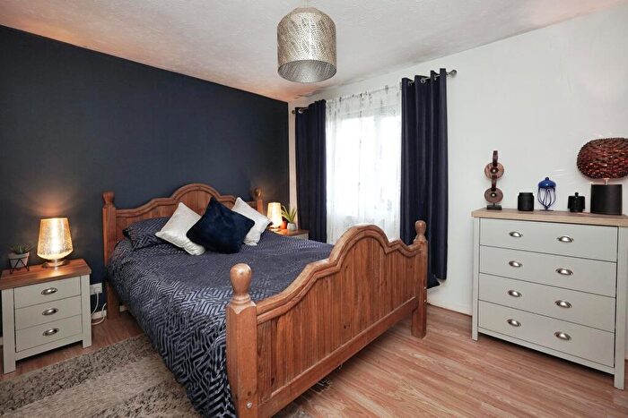2 Bedroom End Of Terrace House For Sale In Christchurch Way, Dover, Kent, CT16