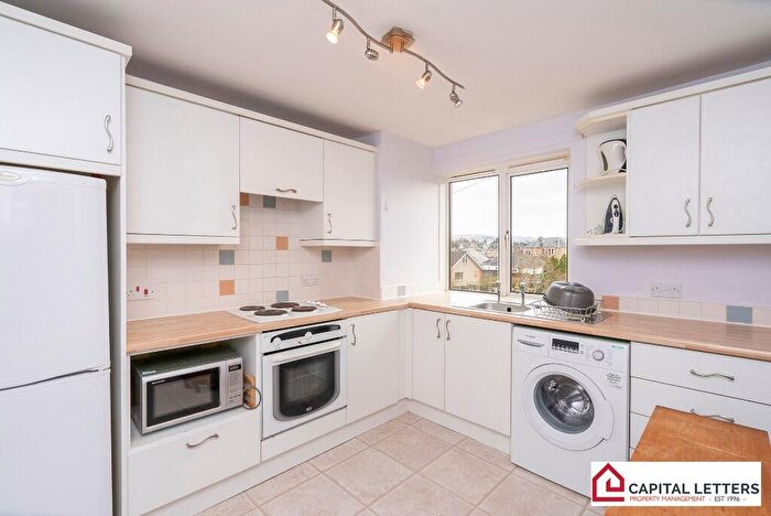 2 Bedroom Flat To Rent In Newhouse, Randolphfield, Stirling, FK8