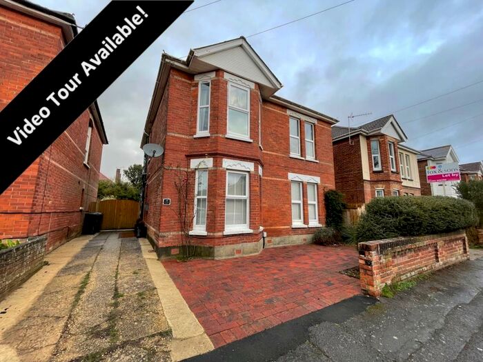 2 Bedroom Flat To Rent In Belvedere Road, Bournemouth, BH3