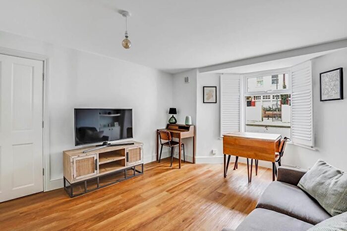 1 Bedroom Flat For Sale In Mosslea Road, London, SE20