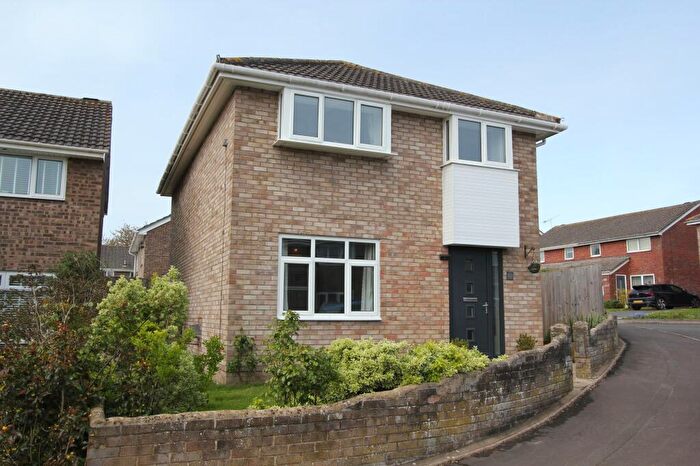 4 Bedroom Detached House For Sale In Harding Close, Boverton, CF61