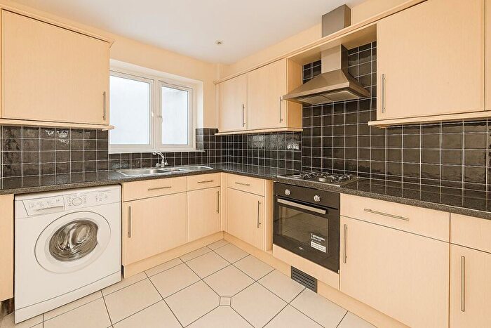 4 Bedroom Terraced House To Rent In Church Hill, Loughton, IG10