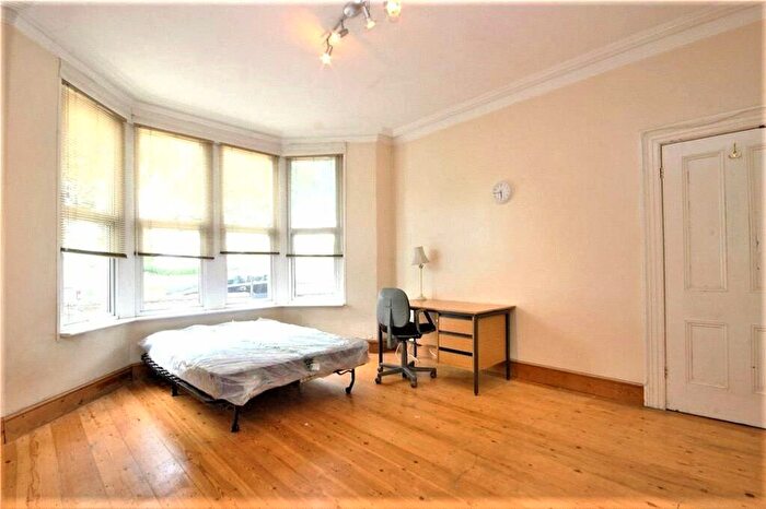1 Bedroom Semi-detached House To Rent In Gloucester Road, Bristol, BS7