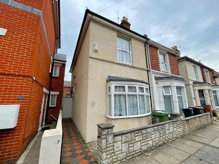 3 Bedroom Semi-Detached House For Sale In Pains Road, Southsea, PO5