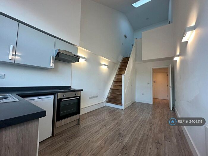 1 Bedroom Flat To Rent In Ravensdale Estate, London, N16