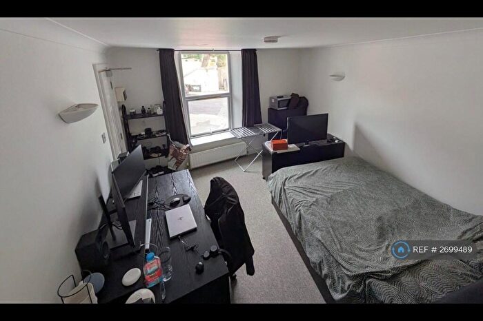 Studio To Rent In Lipson Vale, Plymouth, PL4