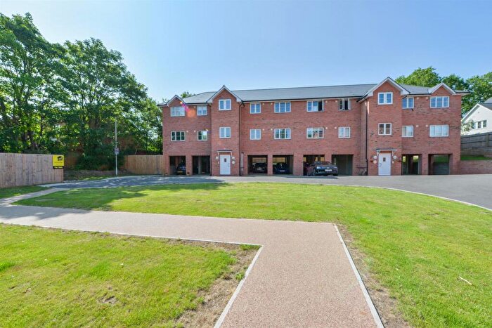 2 Bedroom Flat For Sale In Danes Court, Station Road, Aylesford, ME20