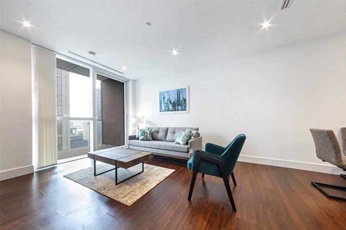 1 Bedroom Apartment To Rent In Maine Tower, Harbour Way, Canary Wharf, London, E14