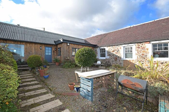 3 Bedroom Cottage For Sale In Penicuik, Midlothian, EH26