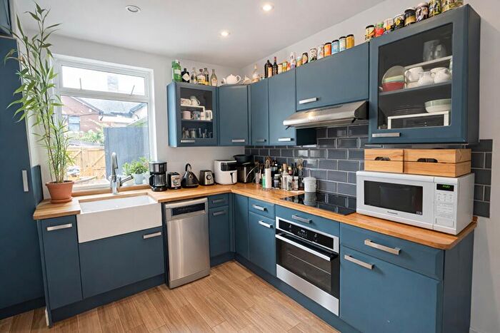 4 Bedroom House To Rent In Margaret Street, Sheffield, S1