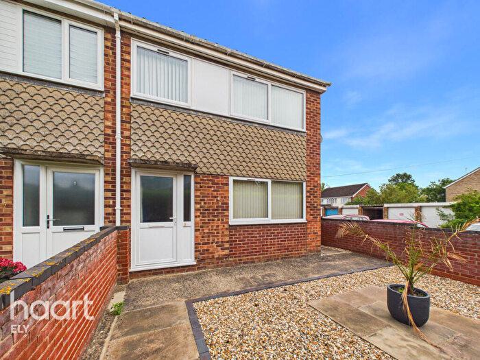 3 Bedroom End Of Terrace House For Sale In Brewhouse Lane, Soham, CB7