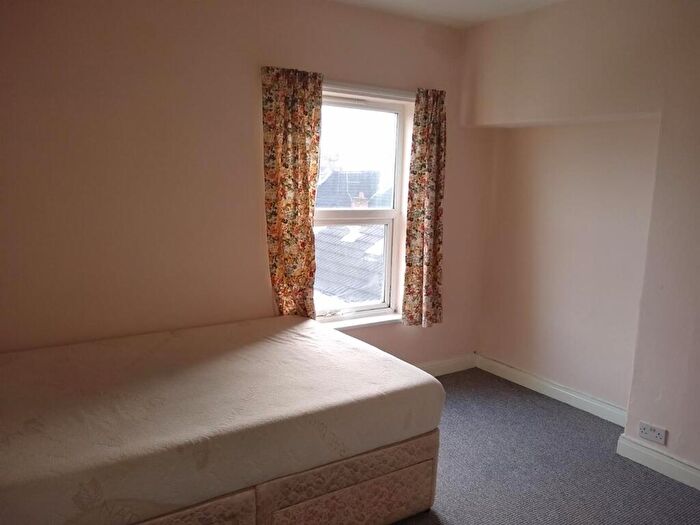 1 Bedroom Flat To Rent In Flat / Beverley RdHull, HU5