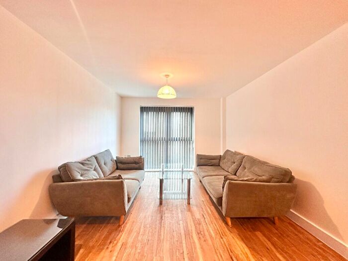 3 Bedroom Flat To Rent In Fresh, Chapel Street, Manchester, M3