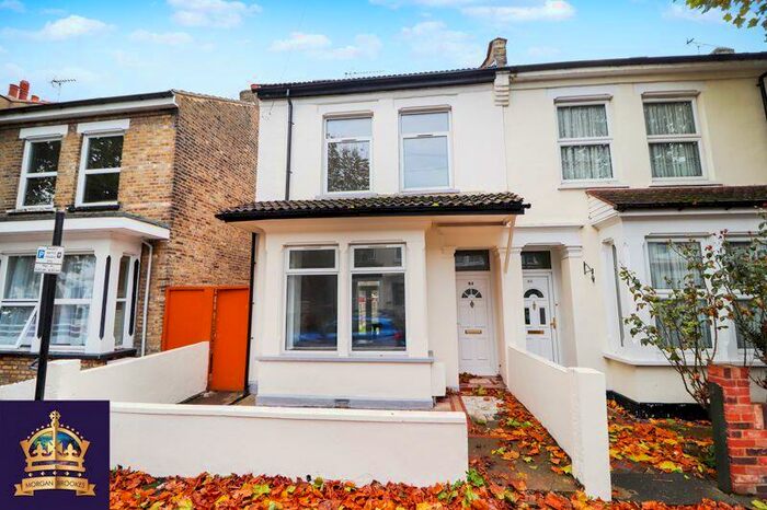 3 Bedroom Semi-Detached House To Rent In St. Anns Road, Southend-On-Sea, SS2