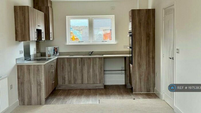 2 Bedroom Flat To Rent In Castle Hill, Ebbsfleet Valley, Swanscombe, DA10