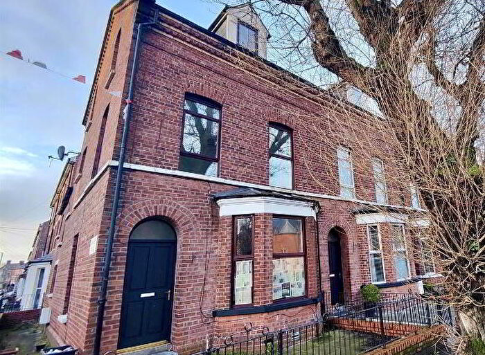 4 Bedroom End Of Terrace House For Sale In Limestone Road, Belfast, BT15