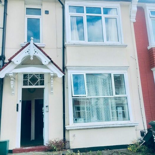 1 Bedroom Maisonette To Rent In Sidney Avenue, Palmers Green, N13