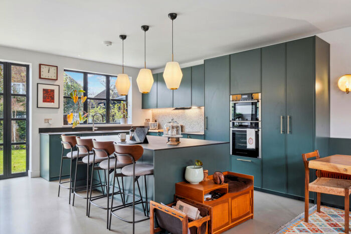 4 Bedroom Semi-Detached House To Rent In Canonbury Park North, Canonbury, N1