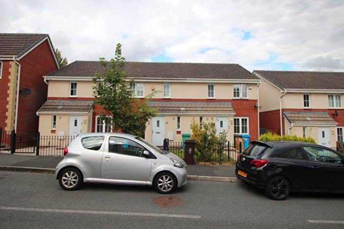 3 Bedroom Semi-Detached House For Sale In Brandforth Road, Manchester, M8
