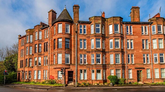 3 Bedroom Flat For Sale In Kings Park Road, Flat /, Mount Florida, Glasgow, G44