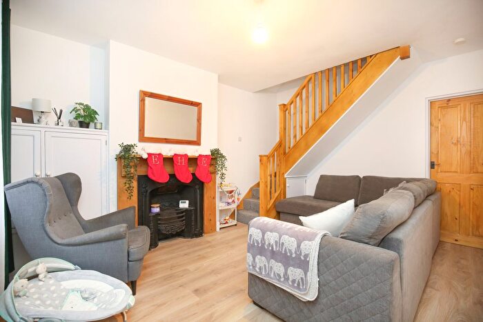 3 Bedroom Terraced House For Sale In Station Street, Atherstone, CV9