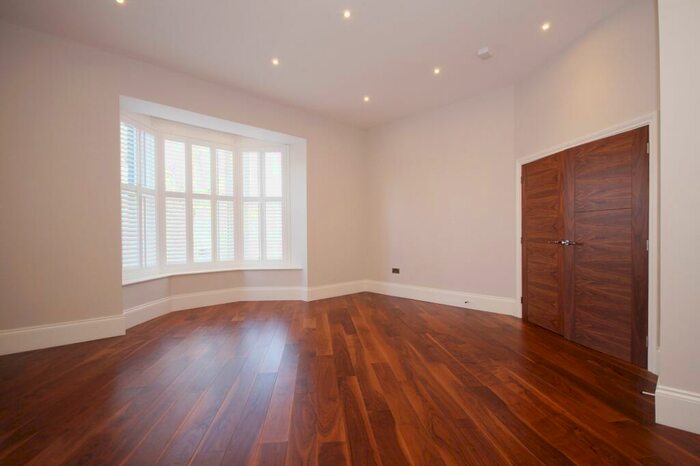 2 Bedroom Apartment To Rent In Victoria Avenue, Harrogate, HG1