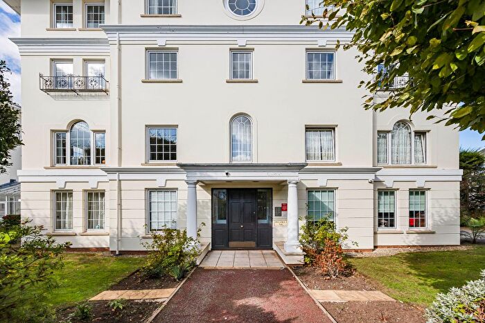 1 Bedroom Flat For Sale In St Stephen's Road, Cheltenham, Gloucestershire, GL51