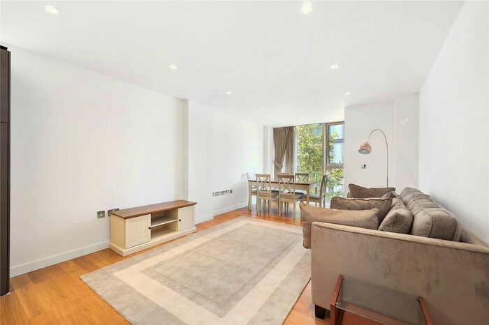 2 Bedroom Flat To Rent In Spenlow Apartments, Wenlock Road, N1