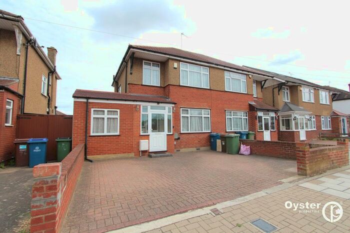 4 Bedroom Semi-Detached House To Rent In Uppingham Avenue, Stanmore, HA7