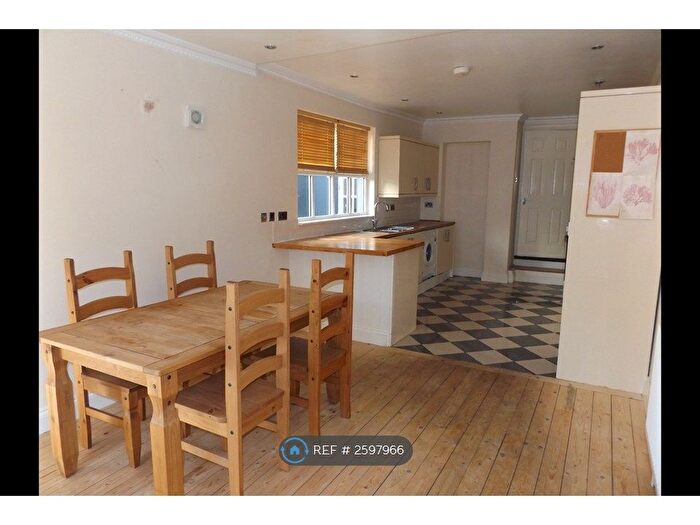 4 Bedroom Terraced House To Rent In Hamilton Street, Cardiff, CF11