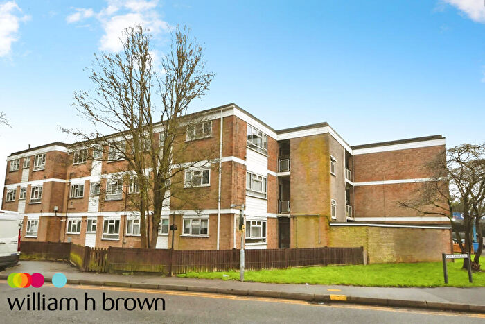 2 Bedroom Flat To Rent In Crow Green Road, Pilgrims Hatch, Brentwood, CM15