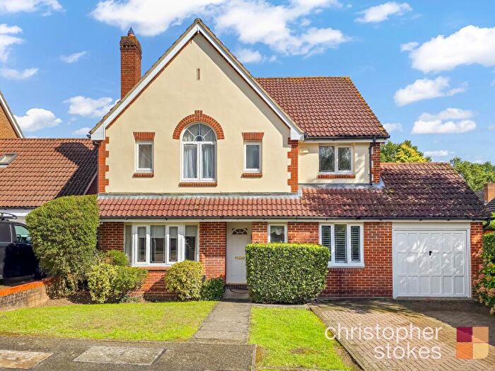 4 Bedroom Detached House For Sale In Gladding Road, Cheshunt, Hertfordshire, EN7