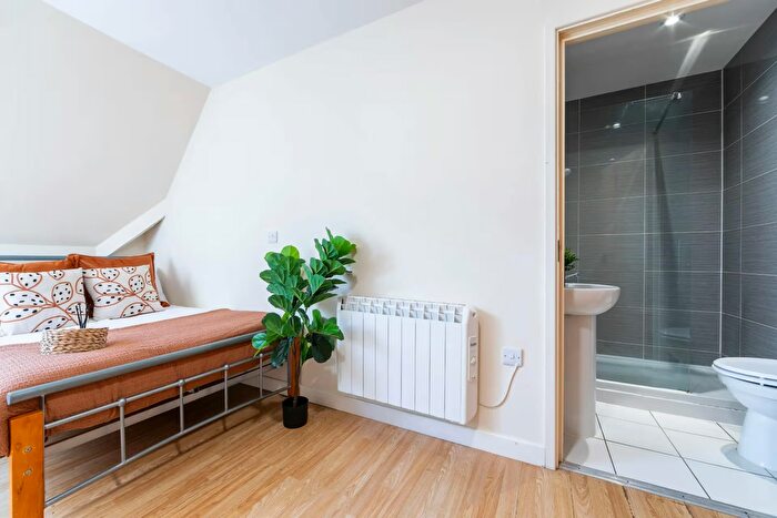1 Bedroom Flat To Rent In - Castle Gate, Nottingham, NG1