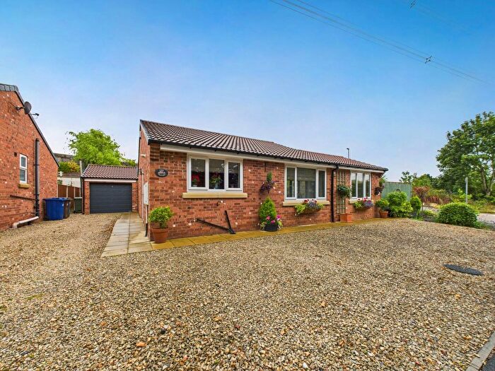 2 Bedroom Detached Bungalow For Sale In High Street, Brotherton, Knottingley, WF11