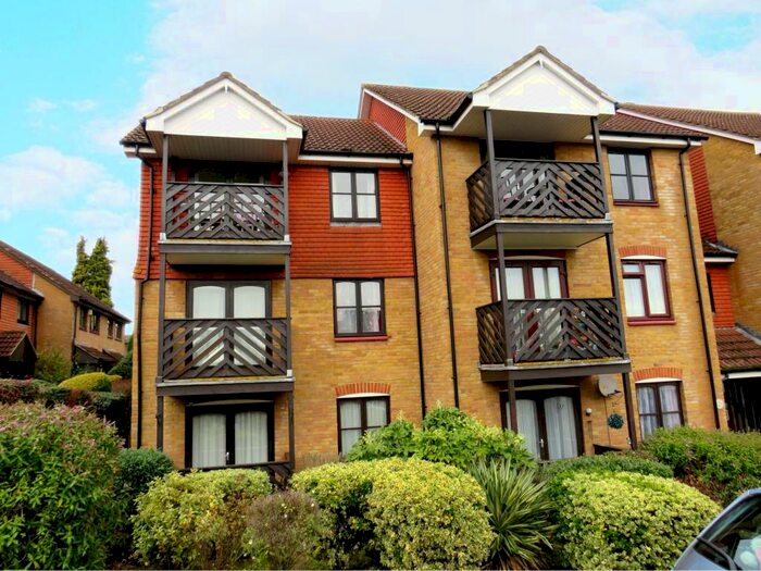 1 Bedroom Flat To Rent In St Annes Court, Maidstone, ME16