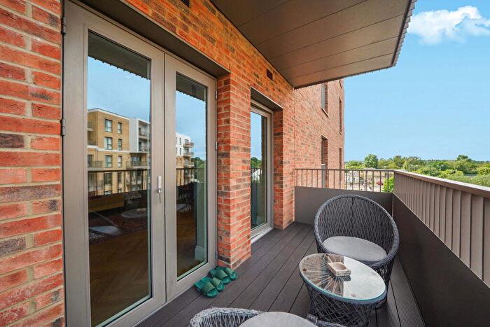 2 Bedroom Flat For Sale In Royal Engineers Way, Millbrook Park, NW7
