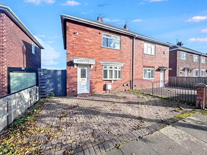 2 Bedroom Semi-Detached House To Rent In Reavley Avenue, Bedlington, NE22