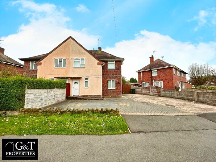 3 Bedroom Semi-Detached House To Rent In Hardwicke Way, Stourbridge, DY9