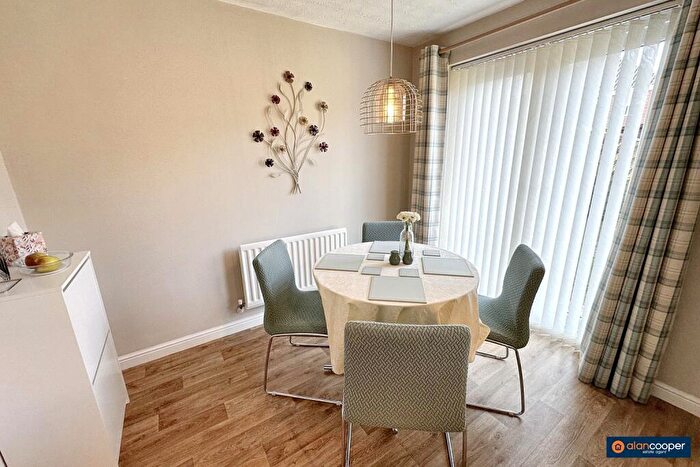 4 Bedroom Detached House For Sale In Sterling Way, Maple Park, Nuneaton, CV11