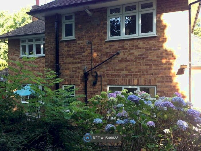 2 Bedroom Maisonette To Rent In Michael House, Bromley, BR2