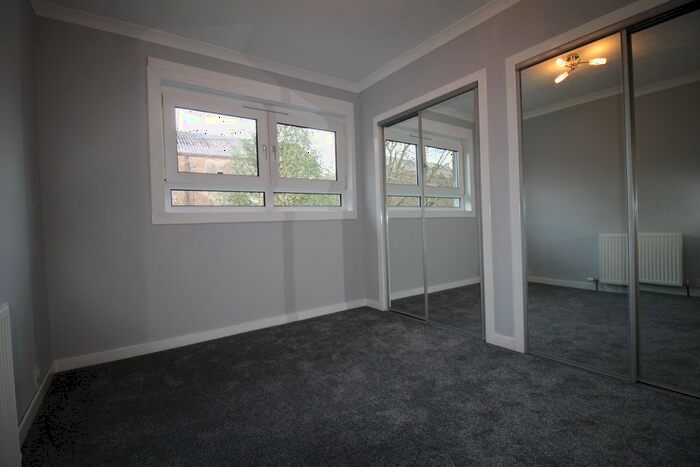 1 Bedroom Flat To Rent In Parker Place, Kilsyth, G65