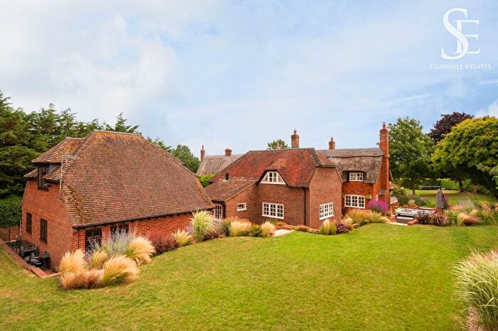 5 Bedroom Detached House For Sale In The Green, Brightwalton, RG20