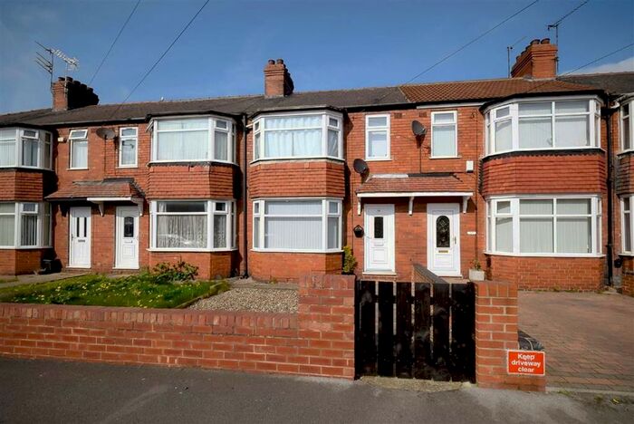 3 Bedroom Terraced House To Rent In Welwyn Park Avenue, Hull, HU6